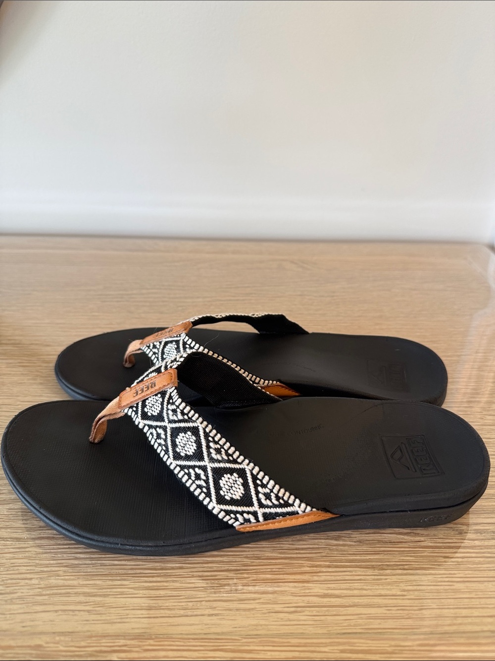 Reef Black Woven Orthotic Sandals, Women’s Size 10 - Picture 9 of 13